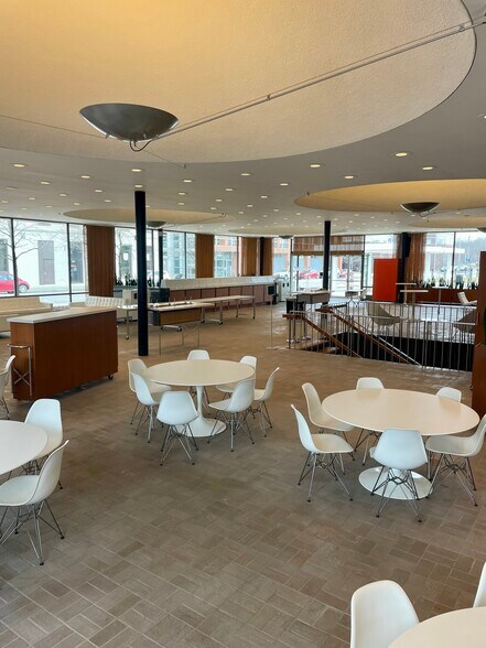 More Photos Of 525 Jackson st, Columbus Office For Sale