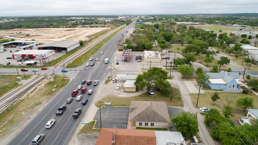 More Photos Of 107 N US Hwy 183, Leander Storefront For Sale