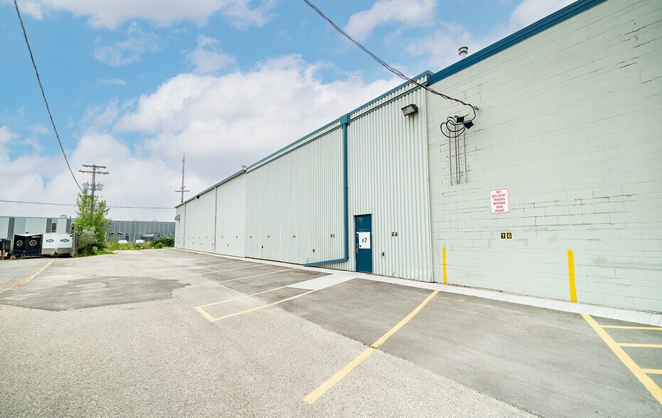 More Photos Of 205 Hutchings St, Winnipeg Manufacturing For Lease