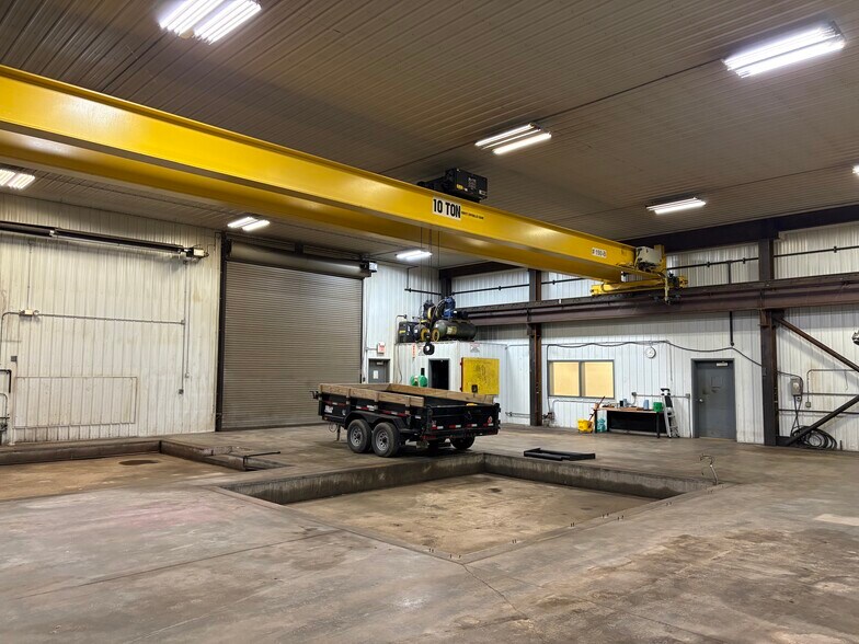 More Photos Of 405 John Ave, Superior Auto Repair For Lease