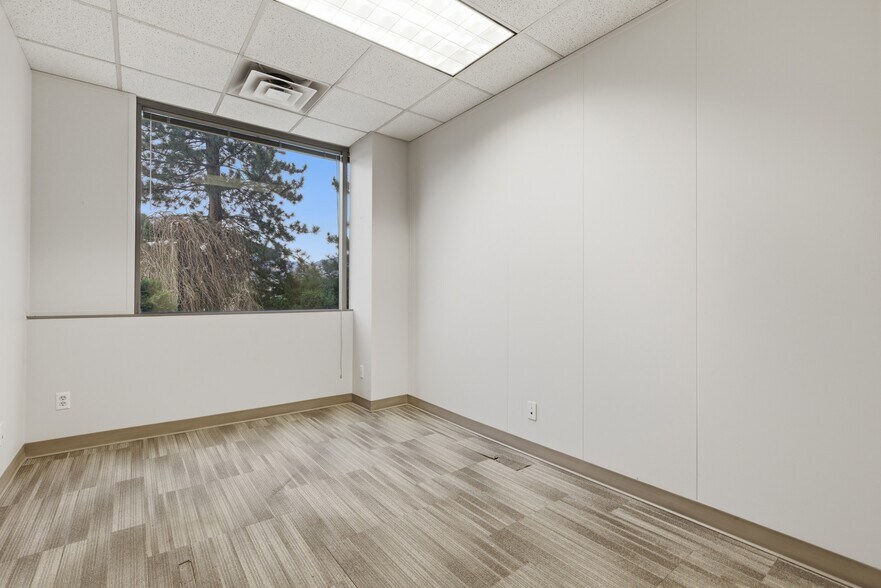 More Photos Of 6995 S Union Park Ctr, Midvale Office For Lease