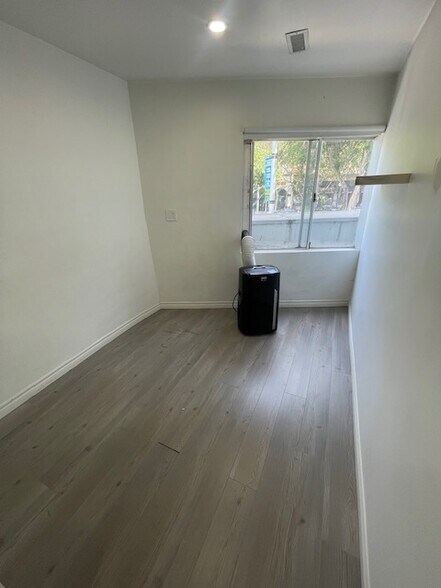 More Photos Of 8720-8722 Santa Monica Blvd, West Hollywood Office Residential For Lease