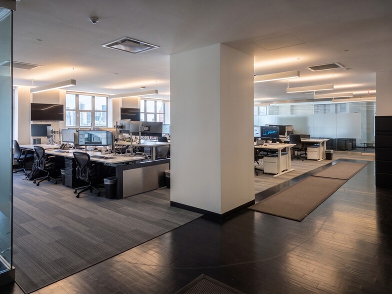 More Photos Of 15 Exchange Pl, Jersey City Office For Lease