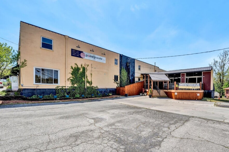 More Photos Of 106 Stoney Battery Rd, Troutville Restaurant For Sale