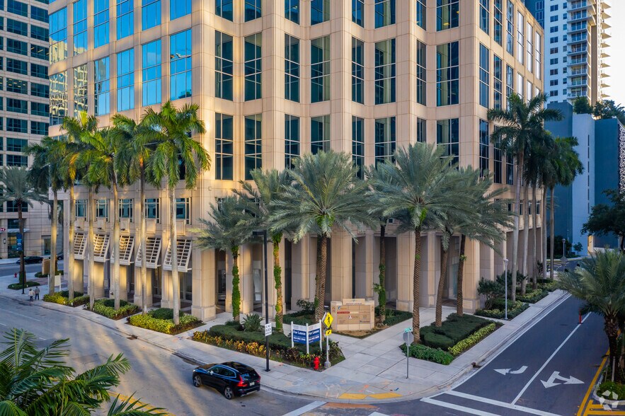 More Photos Of 200 E Las Olas Blvd, Fort Lauderdale Office For Lease