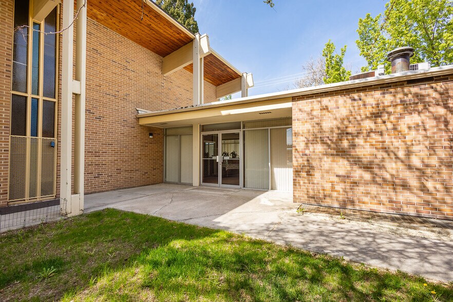 More Photos Of 408 N Garden St, Boise Religious Facility For Sale