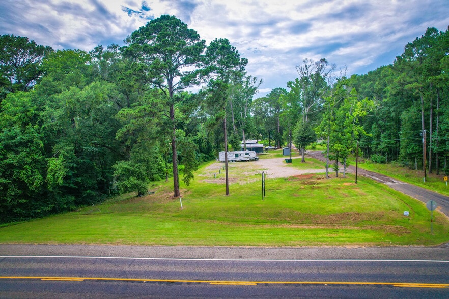 More Photos Of 151 Karen st, Zavalla Specialty For Sale