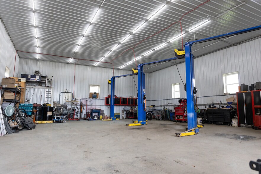 More Photos Of 2800 NY-49, West Monroe Auto Repair For Sale