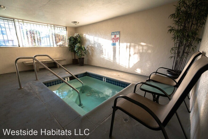 More Photos Of 4406 Cahuenga Blvd, Toluca Lake Apartments For Sale