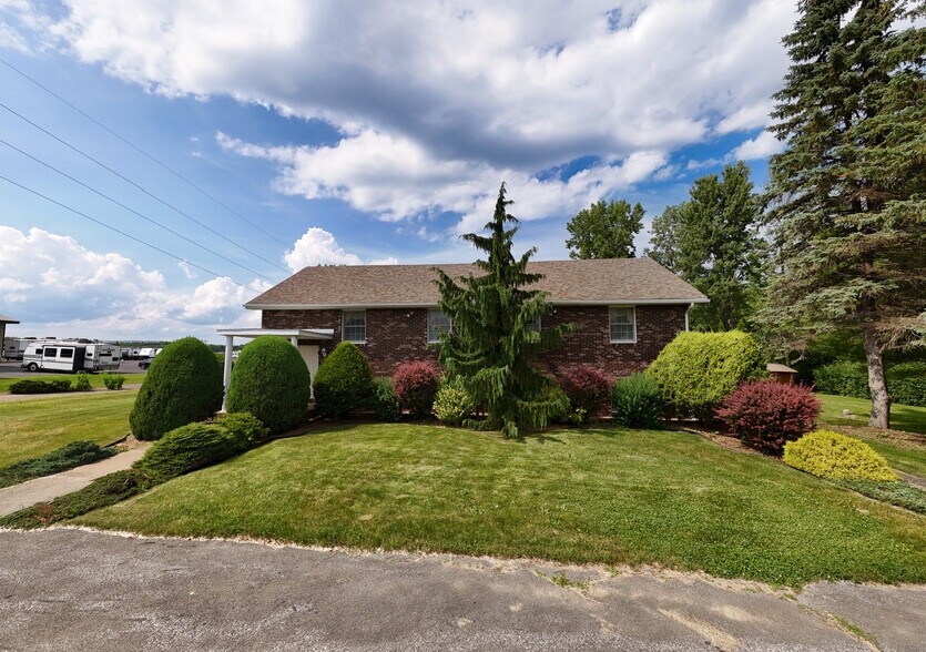 Primary Photo Of 228 Tom Miller Rd, Plattsburgh Flex For Sale