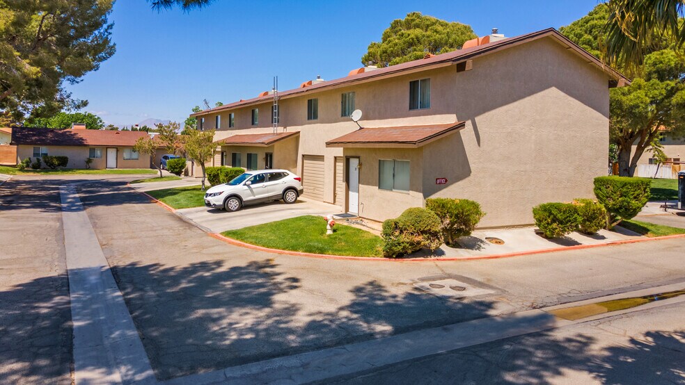 Primary Photo Of 121 N Gateway Blvd, Ridgecrest Apartments For Sale