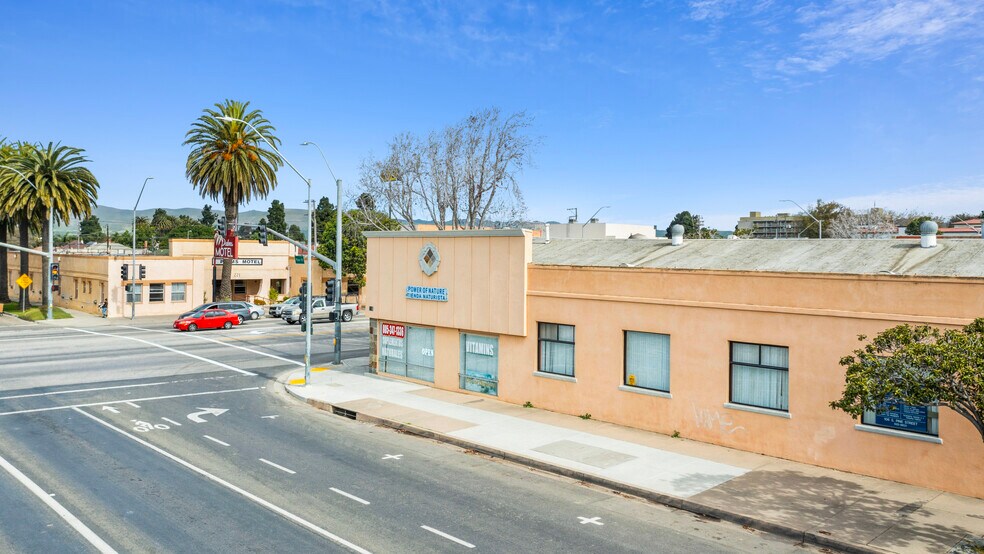 More Photos Of 222-226 W Main St, Santa Maria Storefront For Sale