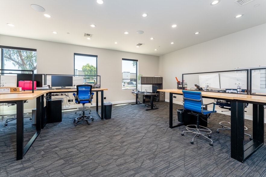 More Photos Of 3184 N Colorado St, Chandler Warehouse For Sale