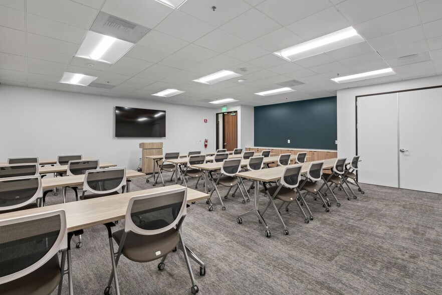 More Photos Of 3031 Tisch Way, San Jose Office For Lease