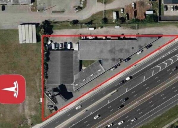 More Photos Of 10300 Us Highway 19 N, Pinellas Park Manufacturing For Sale