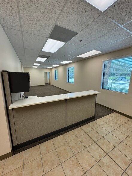 More Photos Of 720 N Brooker Creek Blvd, Oldsmar Flex For Sale