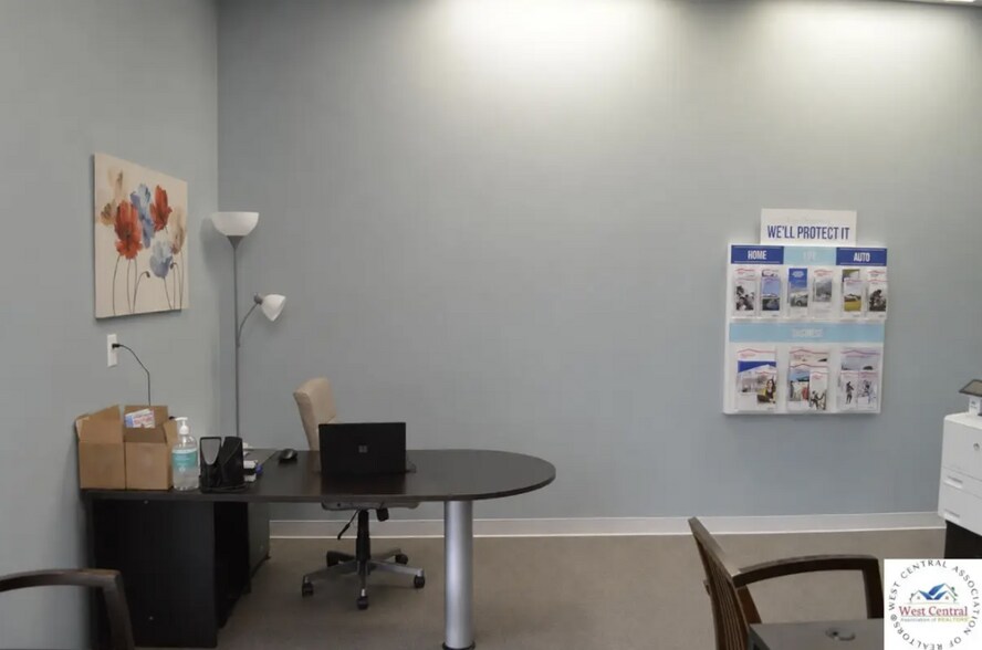 More Photos Of 762 Winchester Dr, Sedalia Office For Lease
