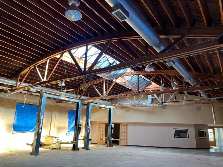 More Photos Of 6613-6621 Ogden Ave, Berwyn Storefront Retail Office For Sale