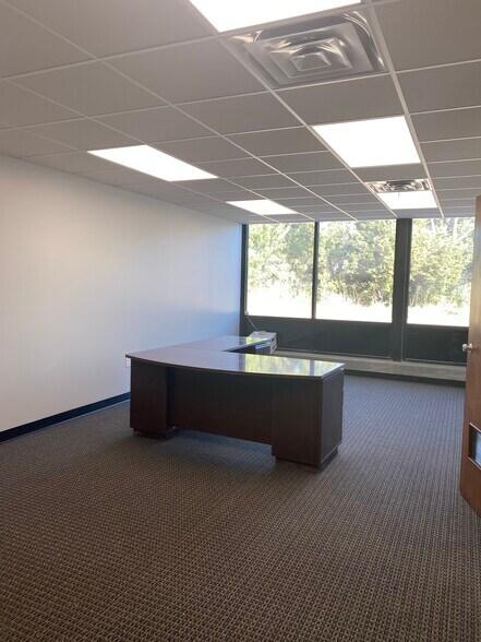 More Photos Of 111 NE 26th St, Oklahoma City Office For Lease
