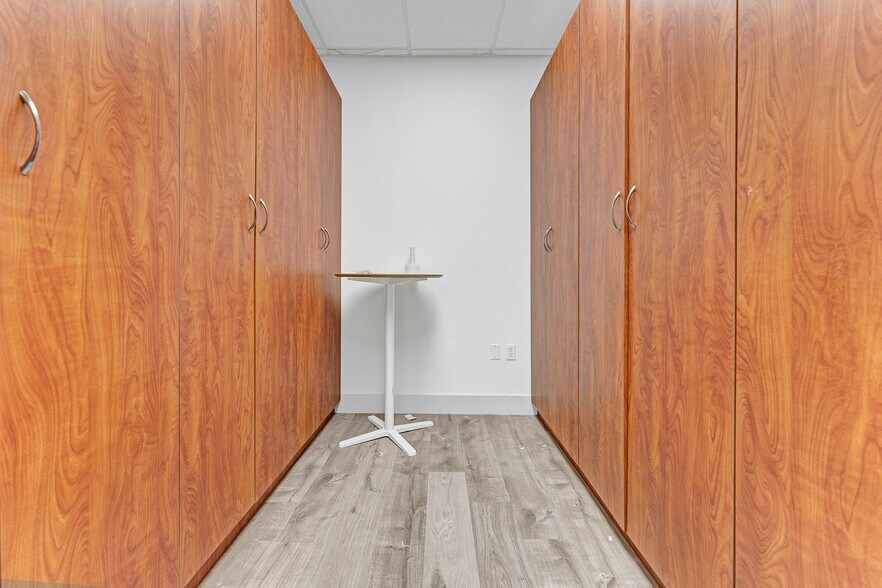 More Photos Of 6850 NW 74th St, Medley Warehouse For Sale