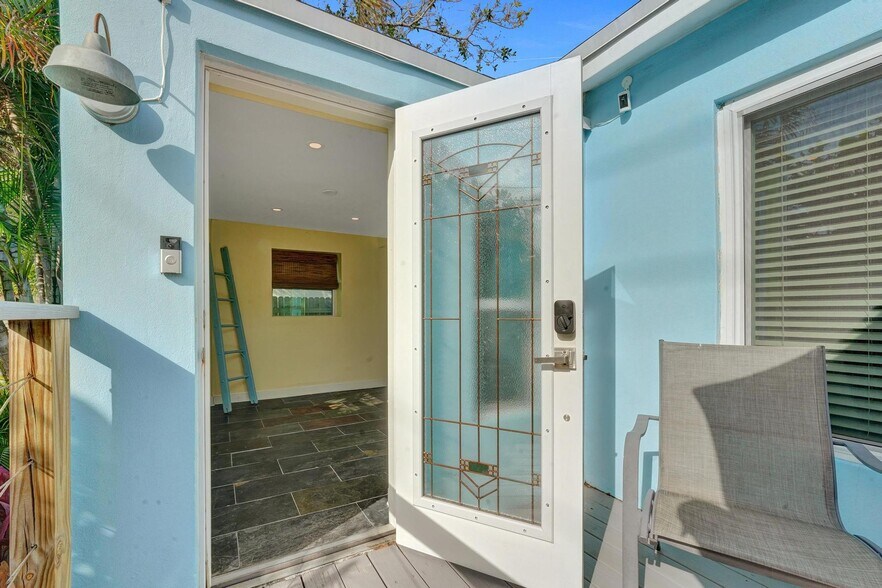 More Photos Of 301 SW 9th St, Fort Lauderdale Apartments For Sale