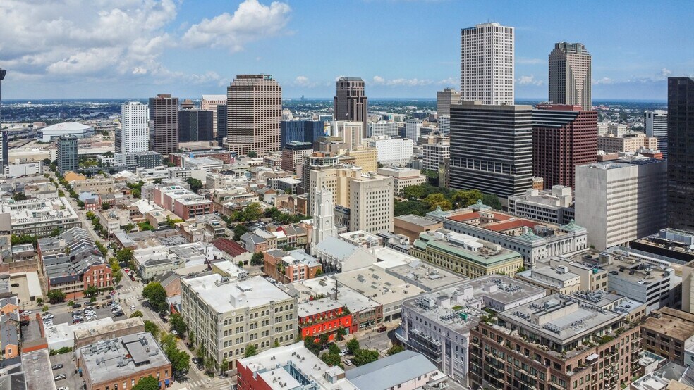 More Photos Of 747 Magazine St, New Orleans Office For Sale