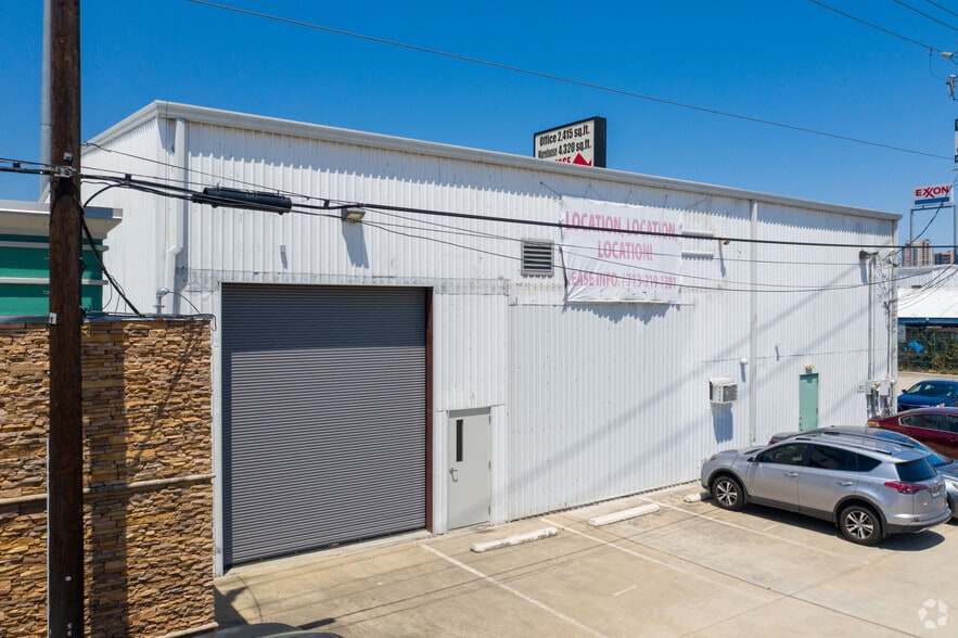 More Photos Of 5633 Southwest Fwy, Houston Unknown For Lease