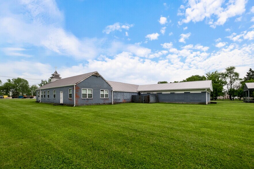 Primary Photo Of 13908 Dixie Hwy, Louisville Land For Sale