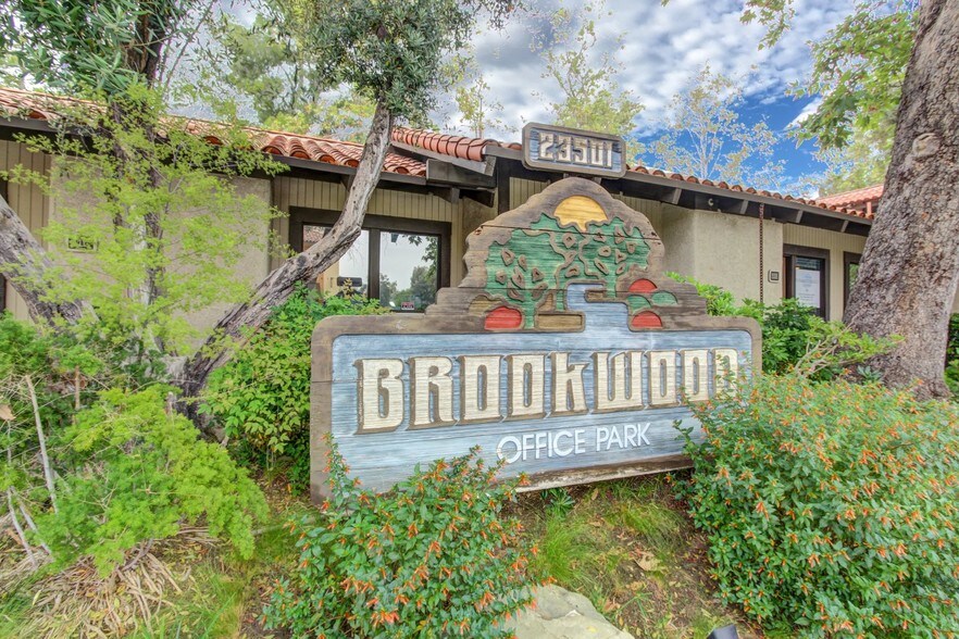 Primary Photo Of 23501 Park Sorrento, Calabasas Loft Creative Space For Sale