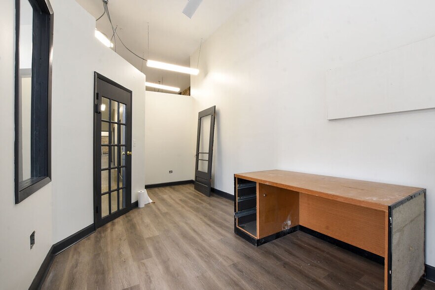 More Photos Of 3501 W Armitage Ave, Chicago Apartments For Lease