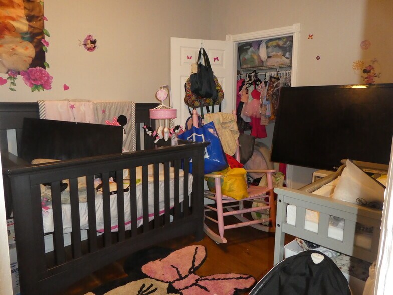 More Photos Of , Philadelphia Unknown For Sale