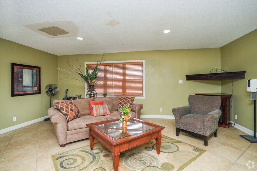 More Photos Of 1501 E Reed Rd, Greenville Apartments For Sale