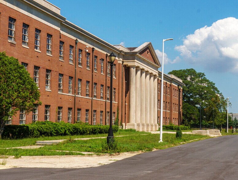 More Photos Of 2235 Anvil Block Rd, Forest Park Office For Sale