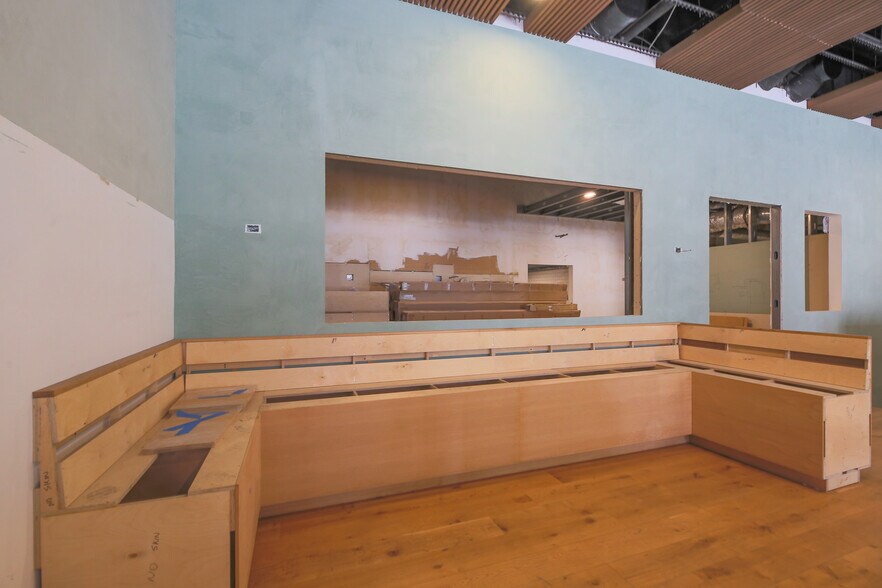 More Photos Of 915 Wilshire Blvd, Los Angeles Office For Lease