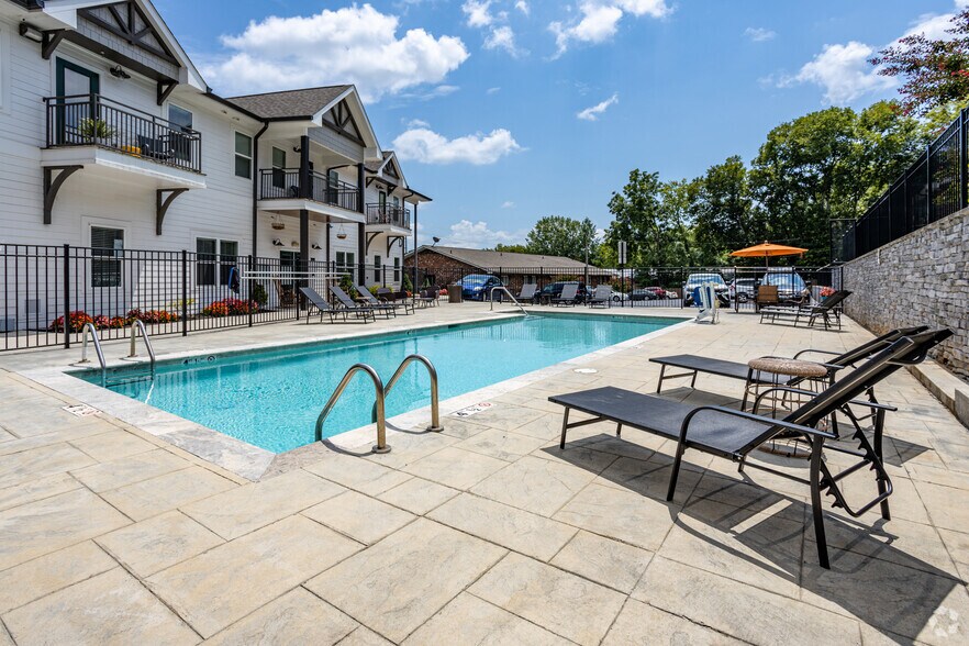 More Photos Of 2701 Sevier Ave, Knoxville Apartments For Sale