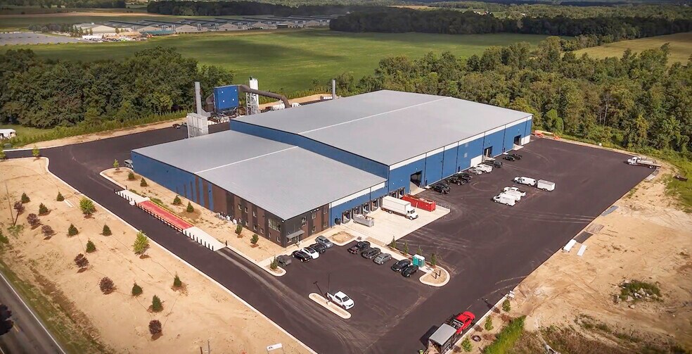 Primary Photo Of 3386 Grand River Ave, Saranac Industrial For Sale