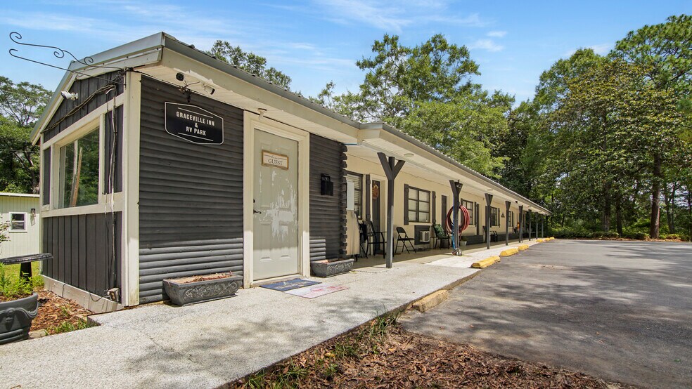 More Photos Of 4991 Highway 77, Graceville Manufactured Housing Mobile Home Park For Sale