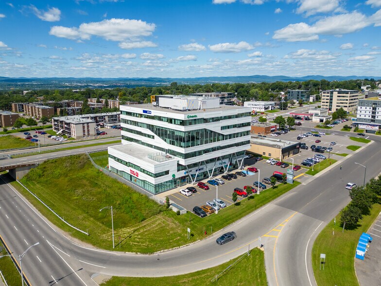 More Photos Of 990 Av de Bourgogne, Québec Medical For Lease