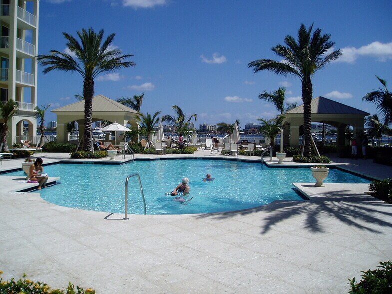 More Photos Of 826 N Dixie Hwy, Lantana Apartments For Sale