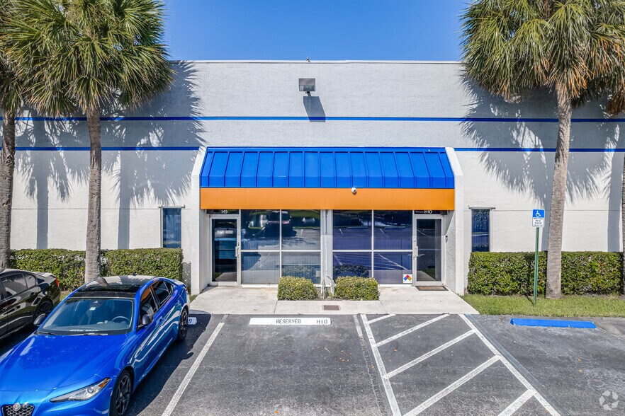 More Photos Of 6601 Lyons Rd, Coconut Creek Unknown For Lease