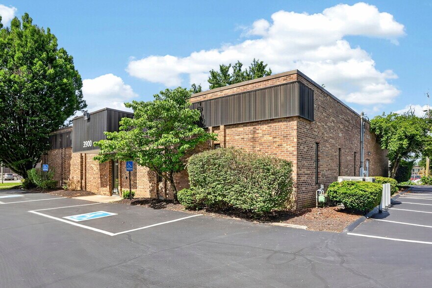 More Photos Of 3900 E Livingston Ave, Columbus Medical For Sale