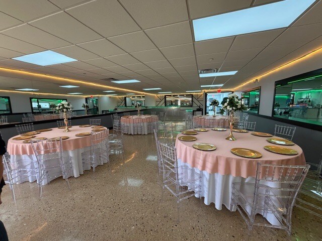 More Photos Of 170 W Roosevelt Rd, West Chicago Flex For Sale