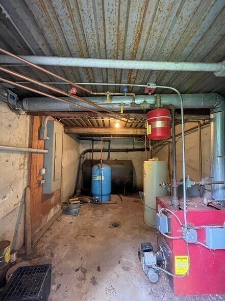 More Photos Of 1076 Roaring Brook, Conway Trailer Camper Park For Sale