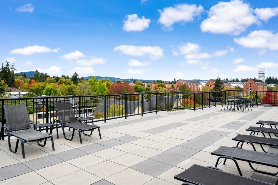 More Photos Of 1965 E 15th Ave, Eugene Apartments For Sale