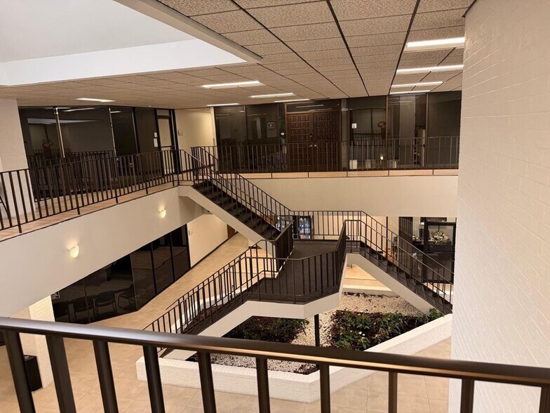 More Photos Of 17115 Red Oak Dr, Houston Medical For Sale