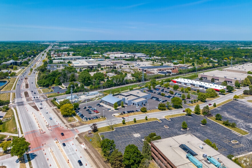 More Photos Of 8949 N Deerbrook Trl, Brown Deer Light Distribution For Sale