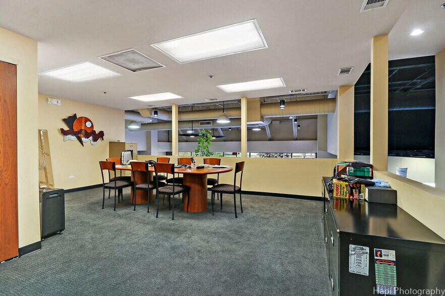 More Photos Of 195 N Milwaukee Ave, Vernon Hills Storefront Retail Office For Sale