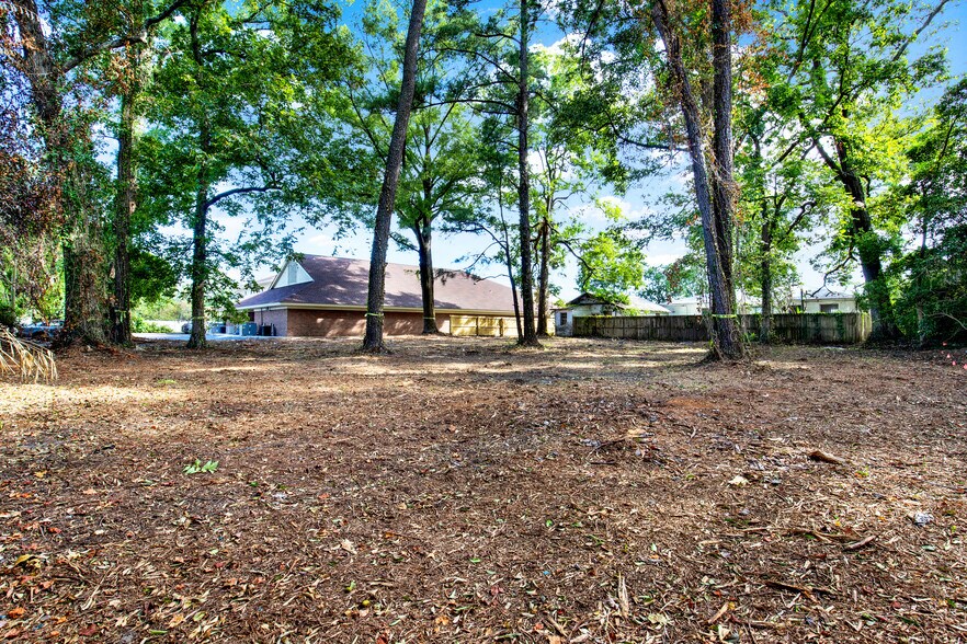 More Photos Of 4710 Augusta Rd, Savannah Flex For Sale