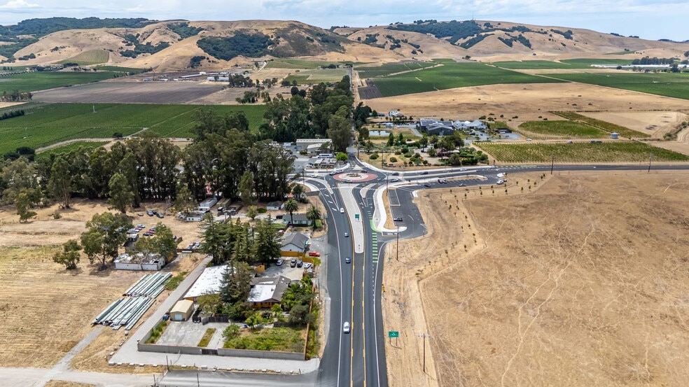 More Photos Of 75 Fremont Dr, Sonoma Storefront Retail Residential For Sale