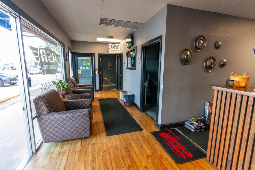 More Photos Of 309 S Link Ln, Fort Collins Unknown For Lease